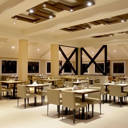 Hotel Puerto Blest Esterno foto